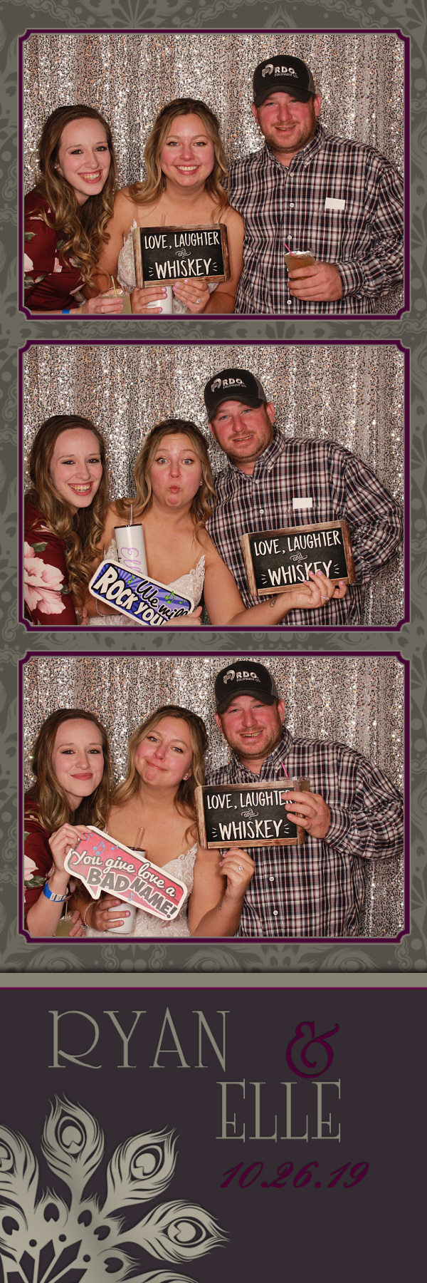 Elle's Wedding | View more photos from the event at gallery.photoboothbillings.com/u/PhotoBoothBillings/Elles-Wedding